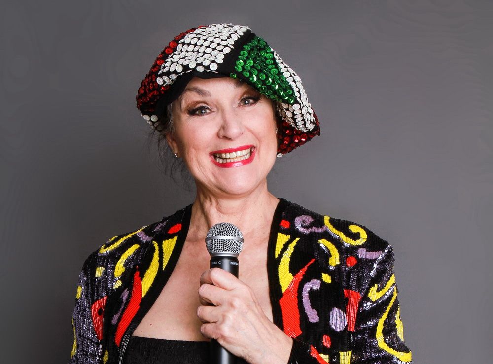 Ellen Obier als Conni Frobess